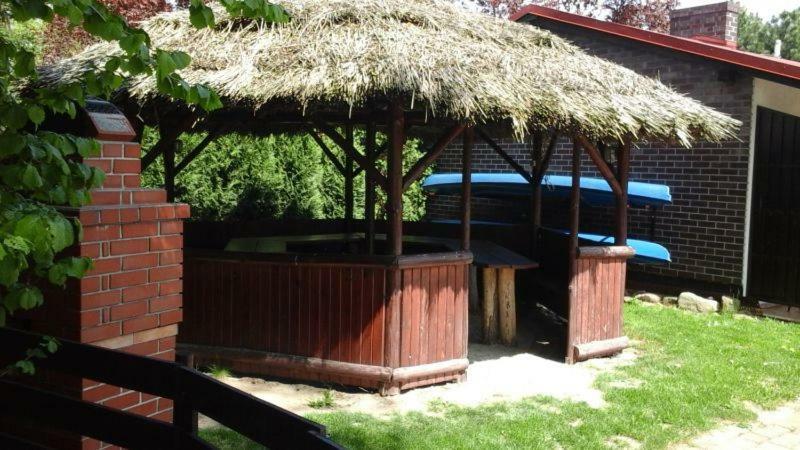 K.E.M.P. Inn Krzycko Male Exterior photo